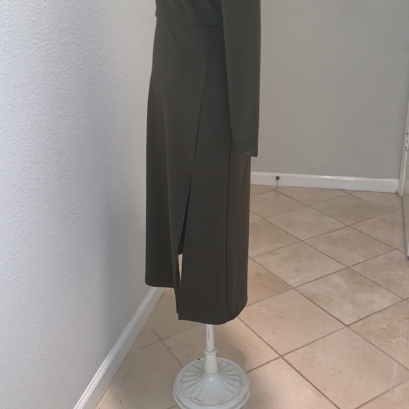 Leith Dress - Picture 3 of 5